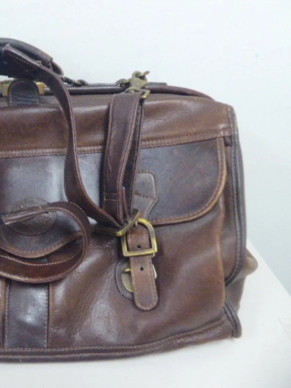 Vintage DILANA LEATHER weekend gym travel BAG suitcase